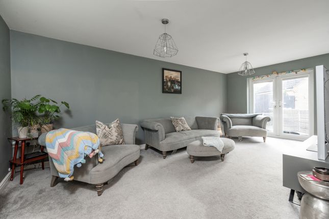 35, FLORIN DRIVE, BOSTON photo 2