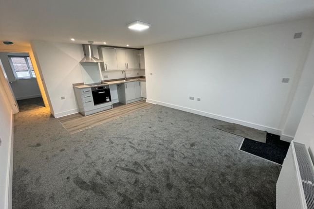 Flat D, 102-104, Rodway Road, Bristol photo 3