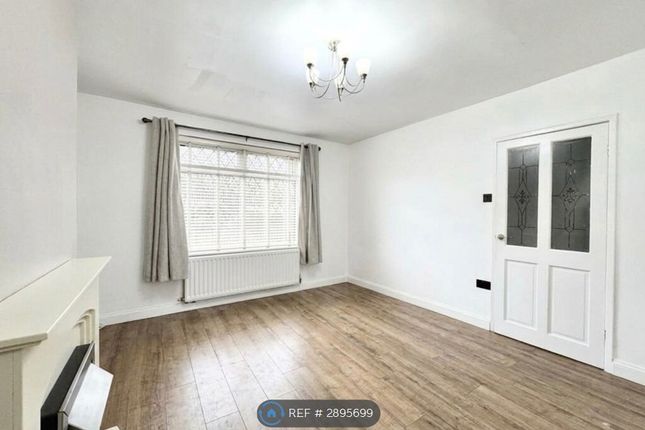 Windle Hall Drive, St Helens photo 3