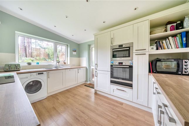 16, Richmond Lane, Hampshire photo 3