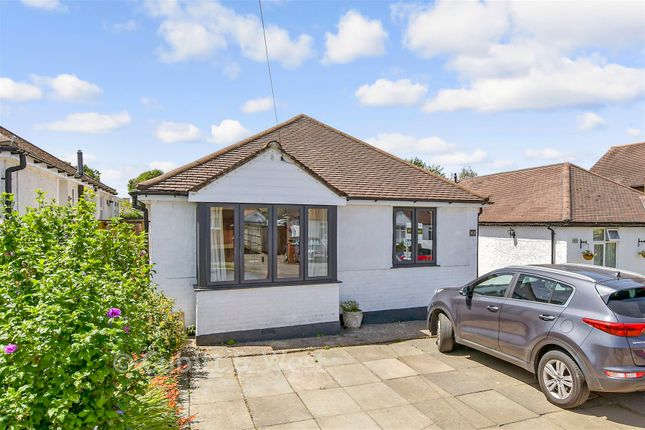 62, Orchard Close, Fetcham photo 2