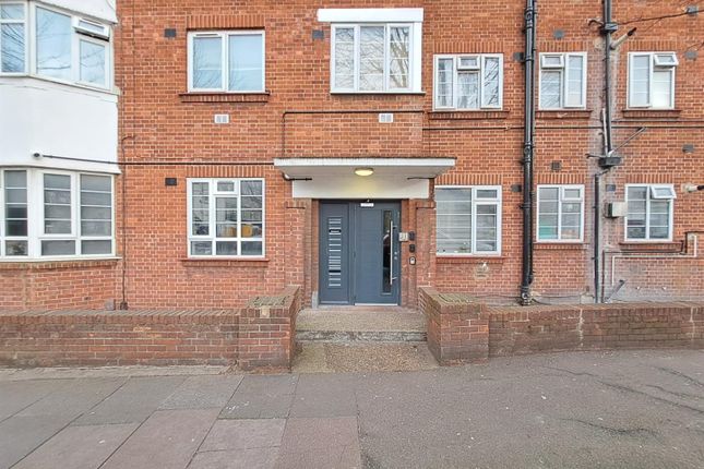 Thumbnail Flat to rent in East Vale, The Vale, London