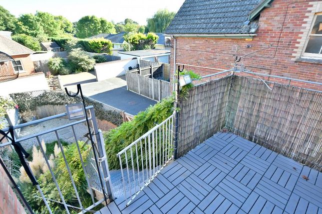 Flat 20b, Station Road, Wimborne photo 4