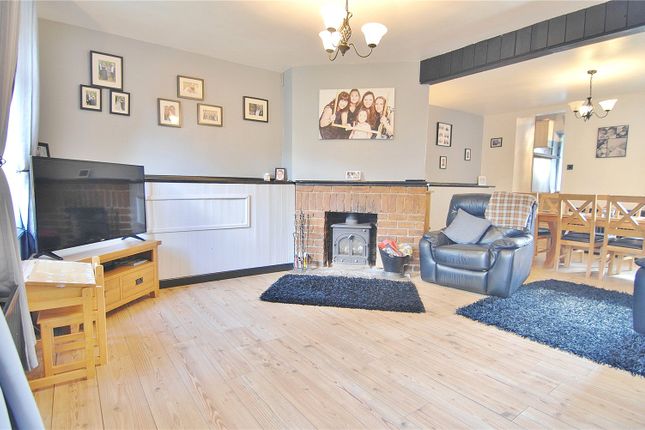 10 Brookside Cottages,, Inchbrook, Gloucestershire photo 3