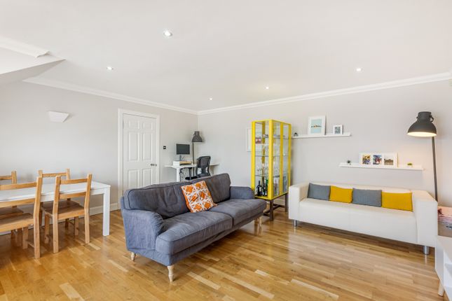 Flat for sale in 17B York Place, New Town, Edinburgh