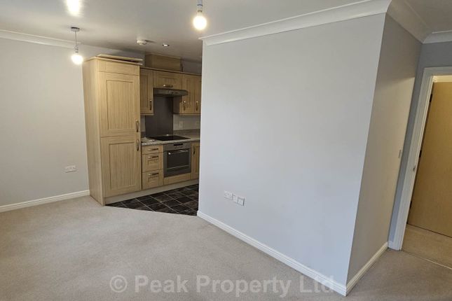 Flat 67, Rocheforte House Roche Close, Rochford photo 3
