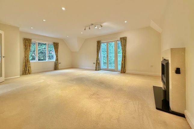 3 Twynham Way, Birch Grove, Eastleigh photo 3