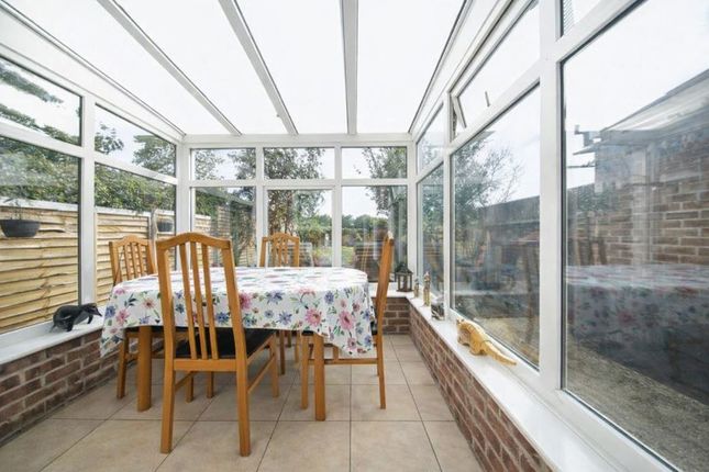 40, Lavenham Way, Stowmarket photo 4