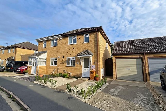 2-bed semi-detached on Stanley Drive, Sutton Bridge Spalding, £190,000