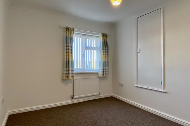Terraced house to rent in Penrhiw Road, Morriston, Swansea