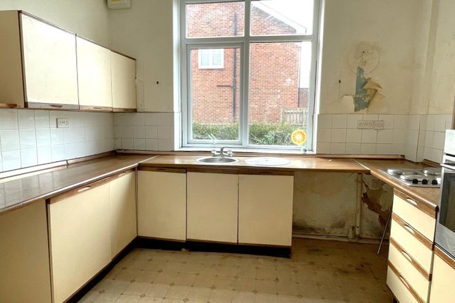 Flat 3, 17, Golf Links Road, Burnham On Sea photo 3