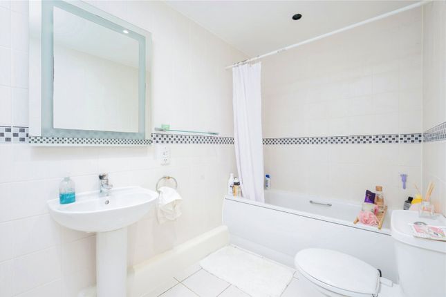 Flat for sale in Grand Hotel Road, Plymouth, Devon