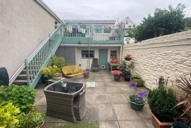 Town house for sale in 6 North Road, Aberaeron