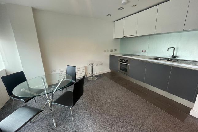A711, One Park West, Liverpool photo 2