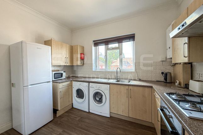 639c, Watford Way, London photo 5