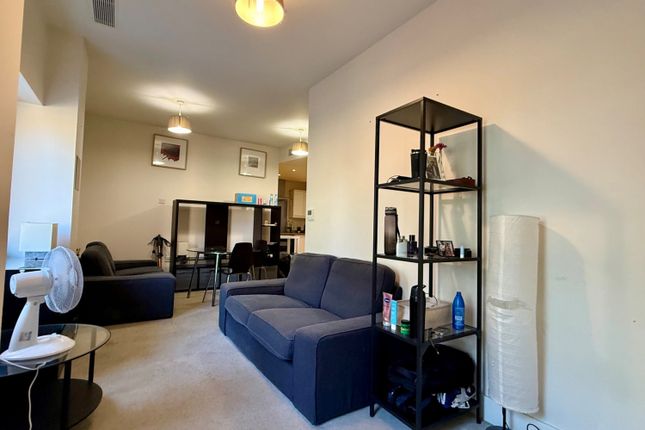 Flat 10, Charter House, 426 Avebury Boulevard, Milton Keynes photo 5