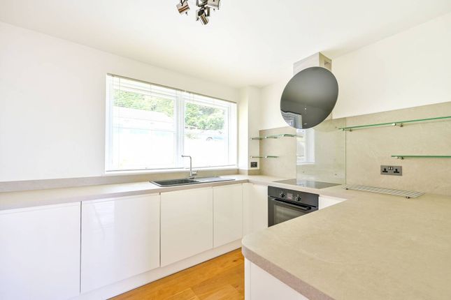 Thumbnail Flat to rent in Rookwood Court, Guildford GU2, Guildford,