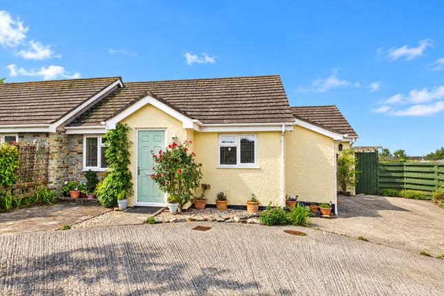 3-bed house on 2, Laura Close, Tintagel, £290,000