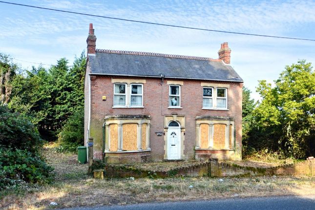 3-bed detached on 238, Outwell Road, Wisbech, £105,000