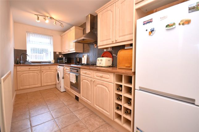 3, Baildon Close, Leeds photo 3