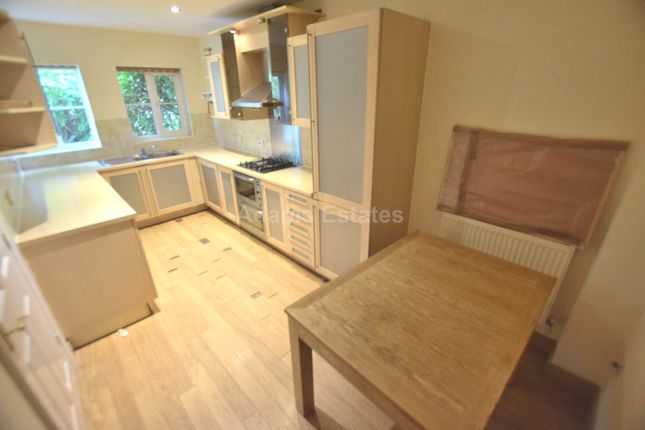 Cintra Close, Reading photo 4