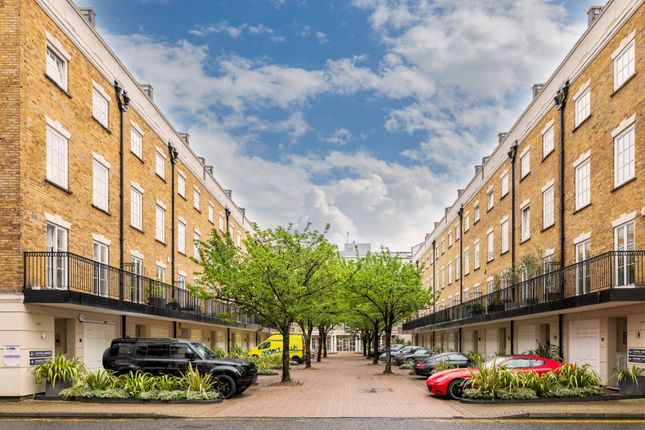 Thumbnail Flat for sale in Admiral Square, Chelsea Harbour, London