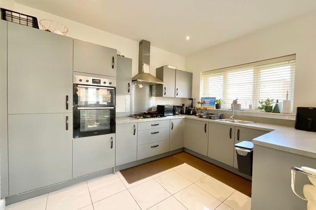 13 Chaucer Road, Crewe photo 4