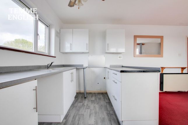 120 Polsteads, Basildon photo 4