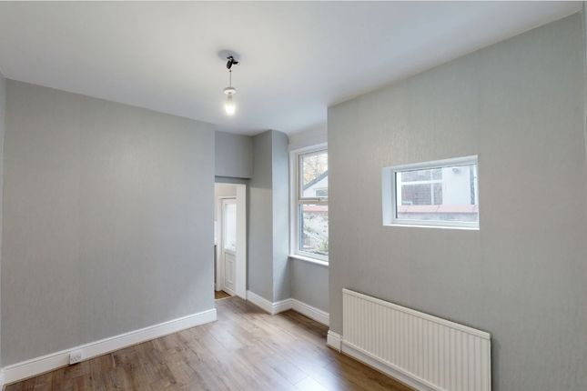 Semi-detached house to rent in Elleray Road, Salford