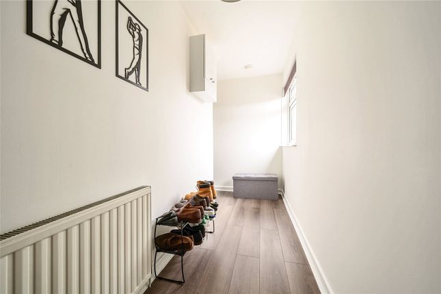 Flat for sale in Duncan Court, Green Lanes, Winchmore Hill, London
