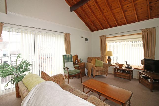 Flat 6, Bleasdale Court, Fleetwood photo 4