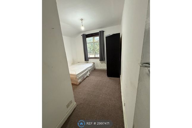 Lady Margaret Road, Southall photo 3