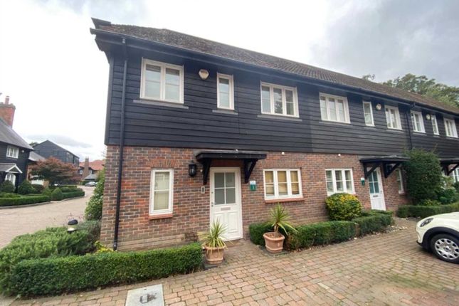 Thumbnail Terraced house to rent in Middle Down, Aldenham