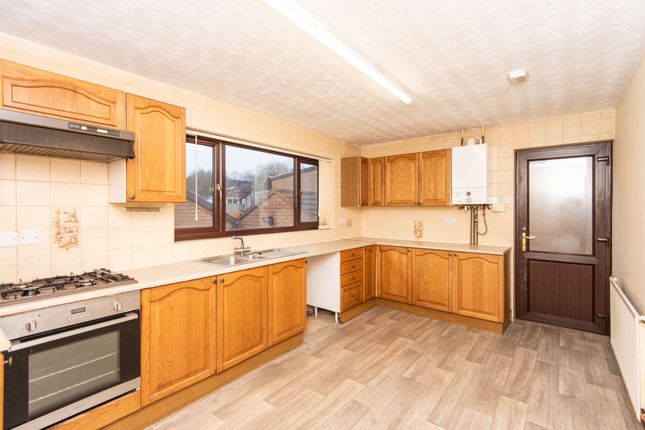 2 Wilkinson Close, Chesterfield photo 3