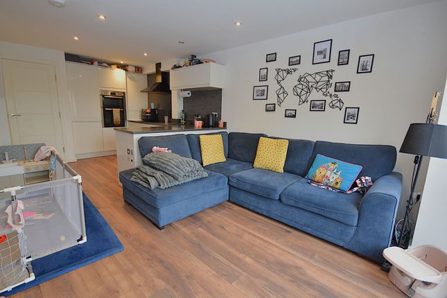 37 Vincent Street, Macclesfield photo 4