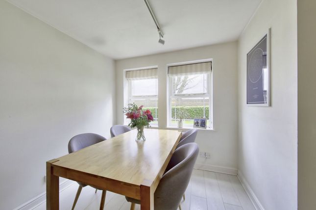 Flat for sale in John Archer Way, Wandsworth