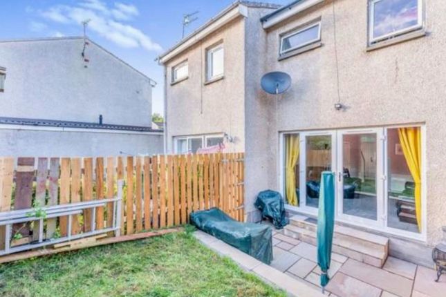 Terraced house to rent in Rowan Crescent, Falkirk