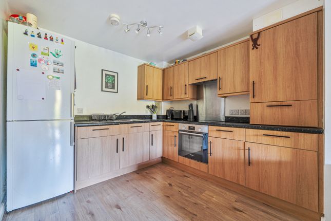 Lake Court, Tunbridge Wells photo 2