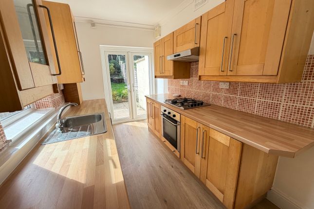 195, Harborne Lane, Birmingham photo 4