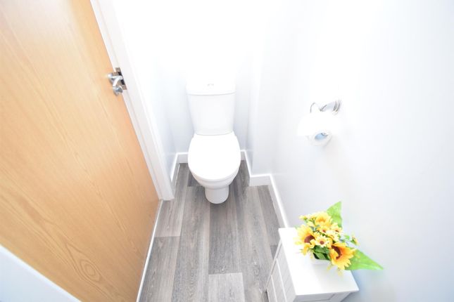17, Hanson Court, Normanton photo 5