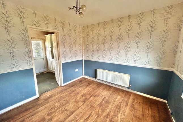 27, Grasswood Road, Merseyside photo 3