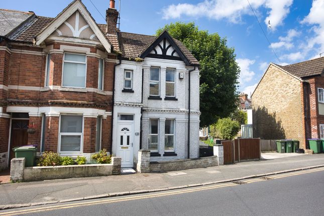End terrace house for sale in Pavilion Road, Folkestone