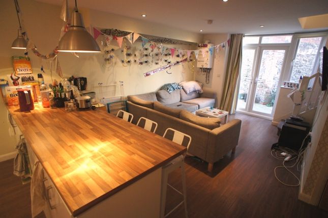 7-bed terraced on 6, Crwys Road, Cardiff, £3,745/mo
