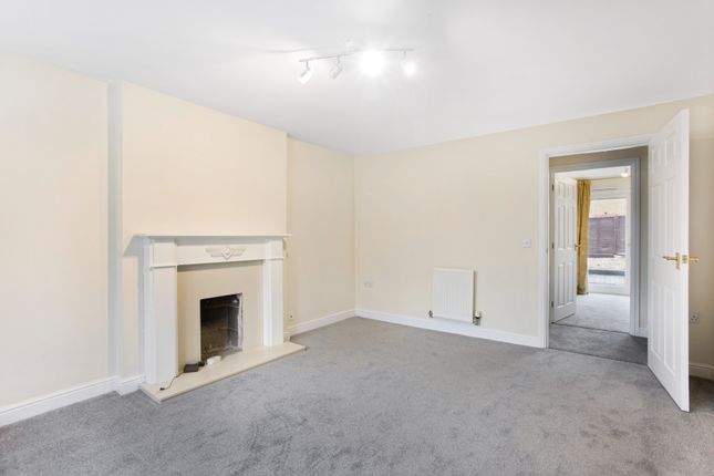 Lavender Close, Hatfield photo 4