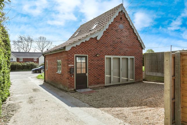 Thumbnail Detached house for sale in Willoughby Close, Parham, Woodbridge