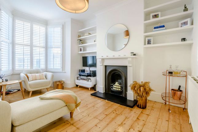 Thumbnail Flat for sale in Fransfield Grove, London
