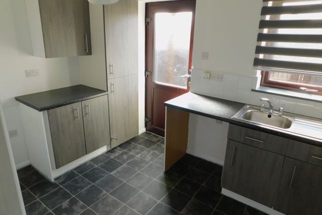 11, Crest View, Nottingham photo 5