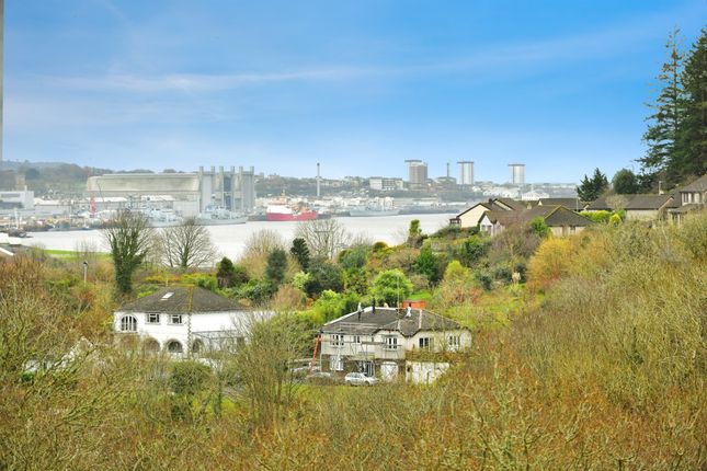 Flat 6, Friary Court, Lower Port View, Saltash photo 3