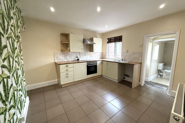 39, Station Road, Rugeley photo 5