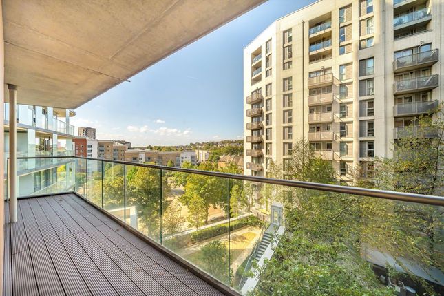 Flat 155 Sienna Alto, 2, Cornmill Lane, London photo 4